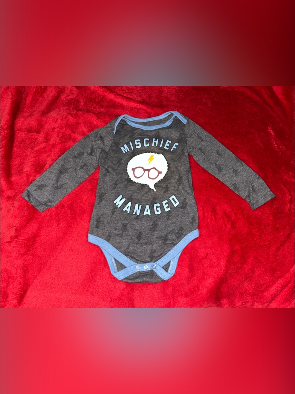 Long-Sleeve 'Mischief Managed' Baby Bodysuit in Gray with Blue Trim